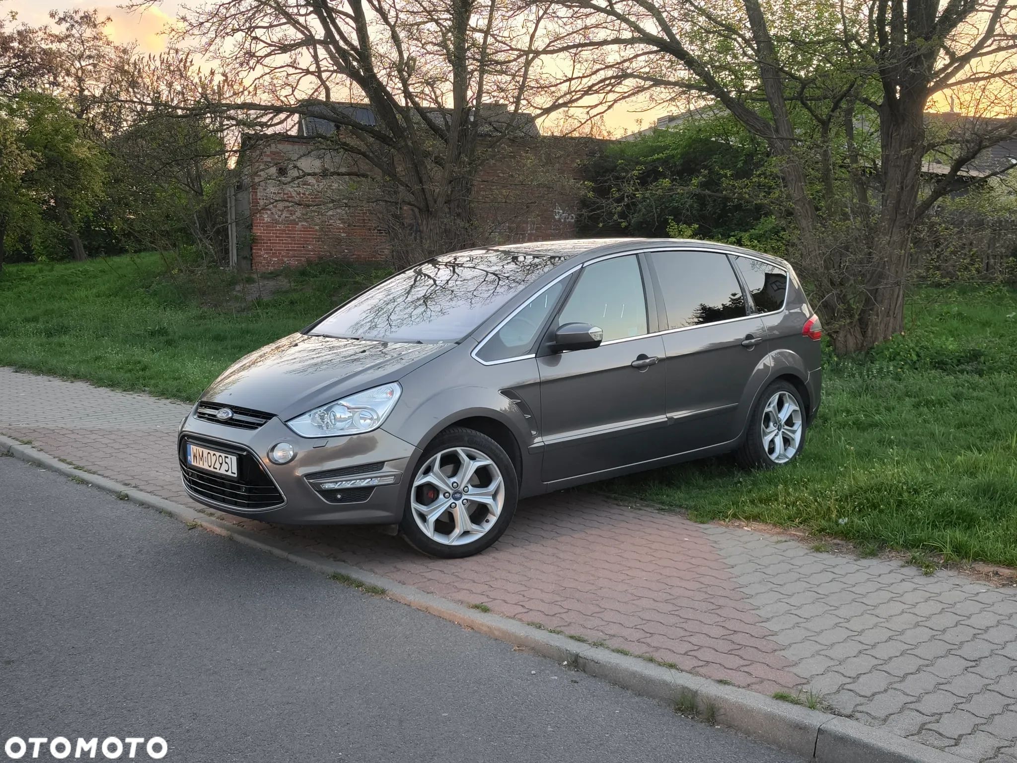 Ford S-Max 2.0 TDCi DPF Titanium - 1