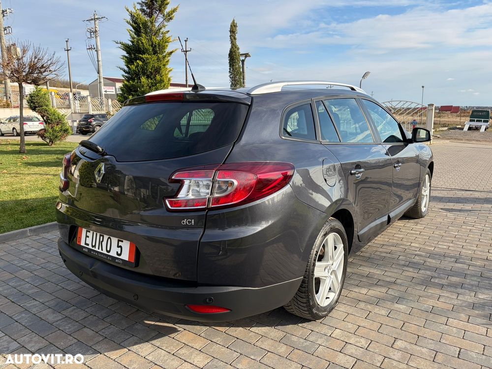Renault Megane ver-1-5-dci-dynamique-aut- - 7