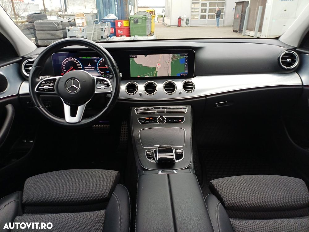 Mercedes-Benz E 300 T-Modell - 26