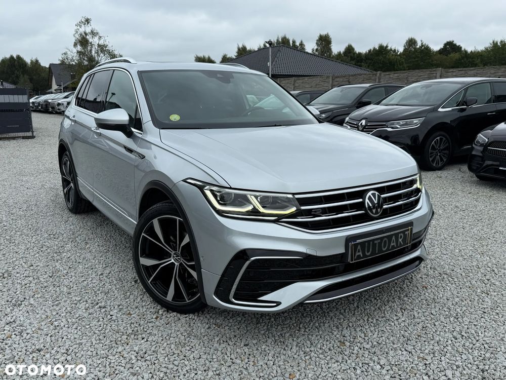 Volkswagen Tiguan - 1