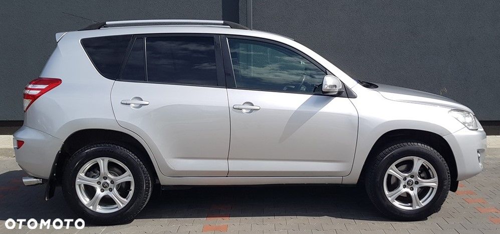 Toyota RAV4 - 7