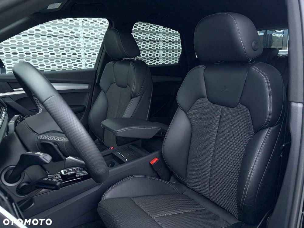 Audi Q5 Sportback - 13