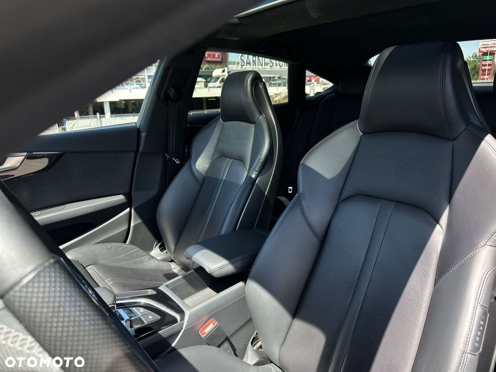 Audi S5 Coupé - 13