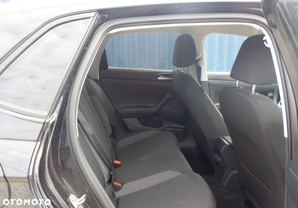 Volkswagen Polo - 19