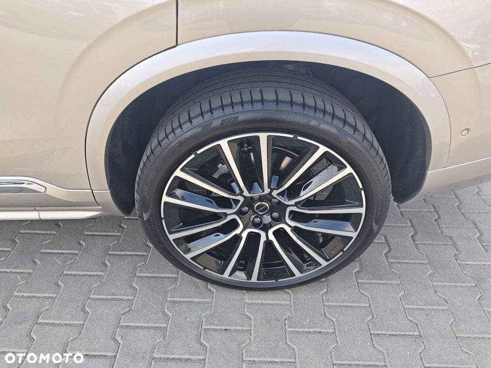 Volvo XC 90 - 26