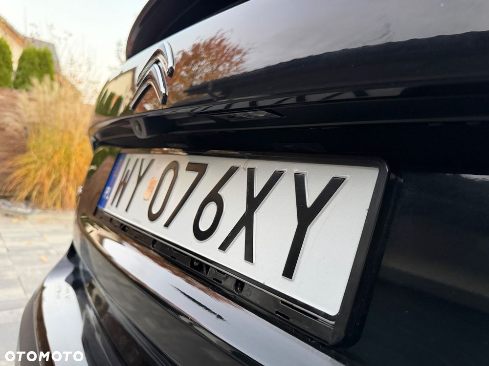 Citroën C4 1.2 PureTech Max S&S EAT8 - 19
