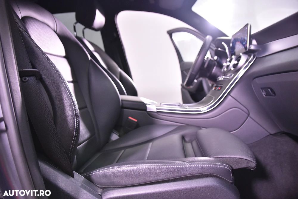 Mercedes-Benz GLC - 11