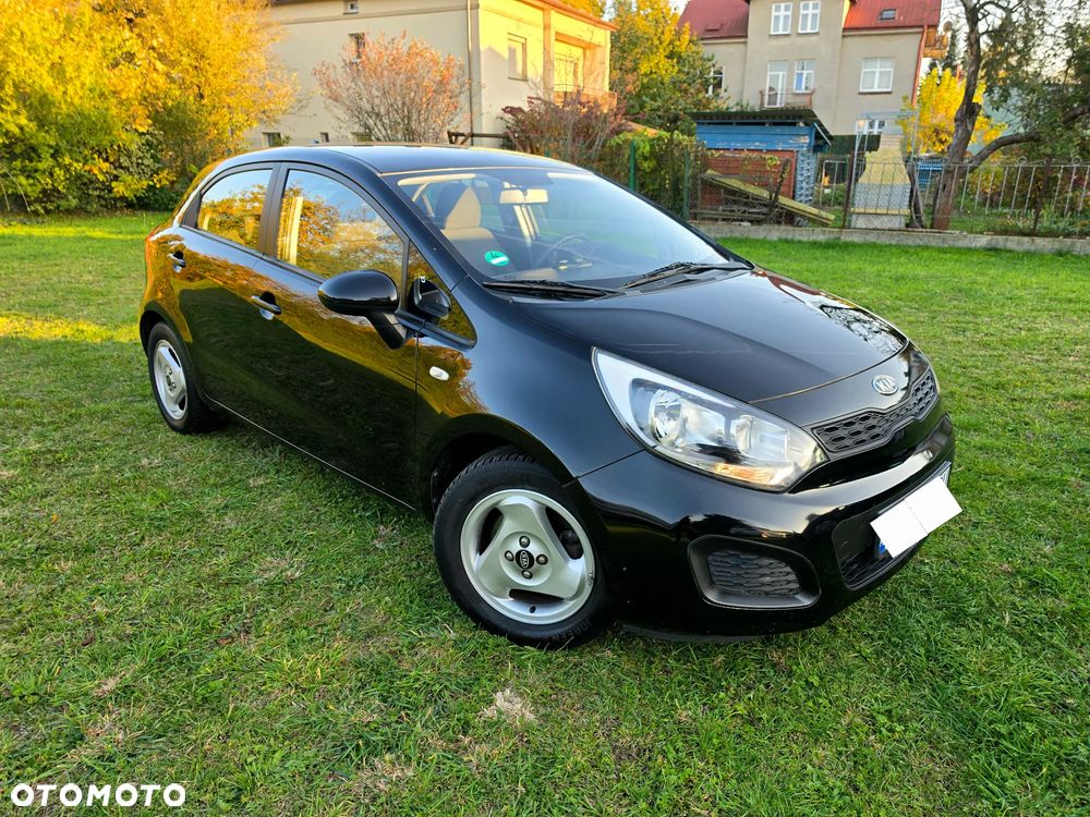 Kia Rio 1.2 Attract - 19