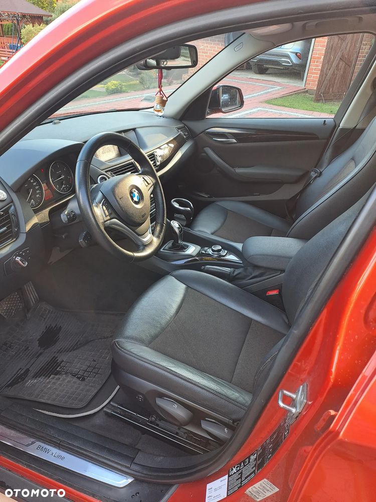 BMW X1 xDrive18d xLine - 6