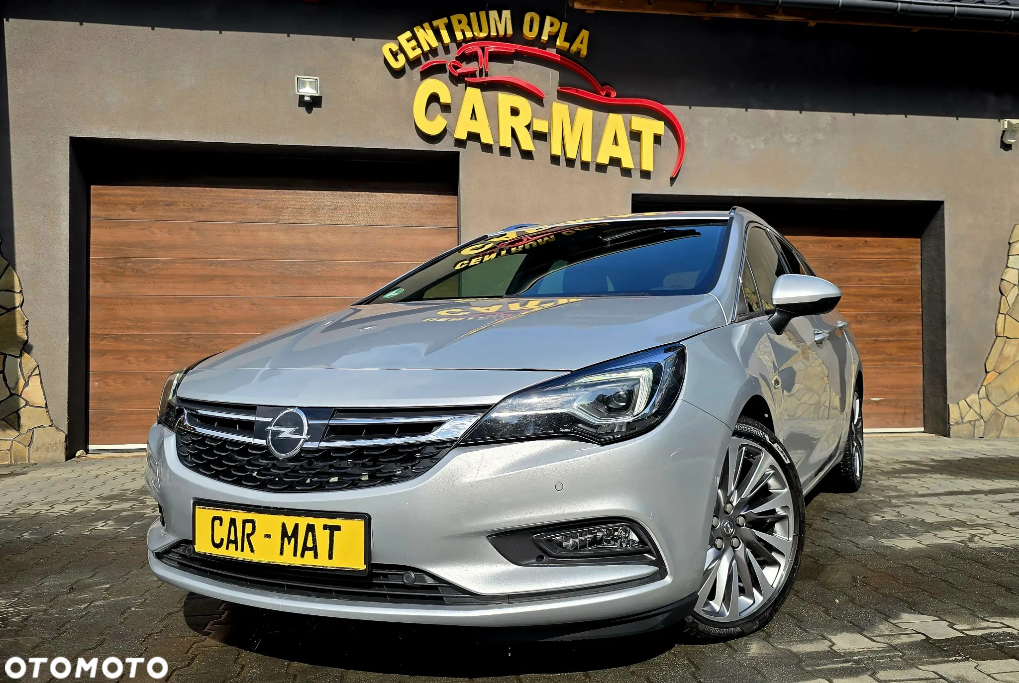 Opel Astra 1.4 Turbo Start/Stop Automatik Sports Tourer Dynamic - 2