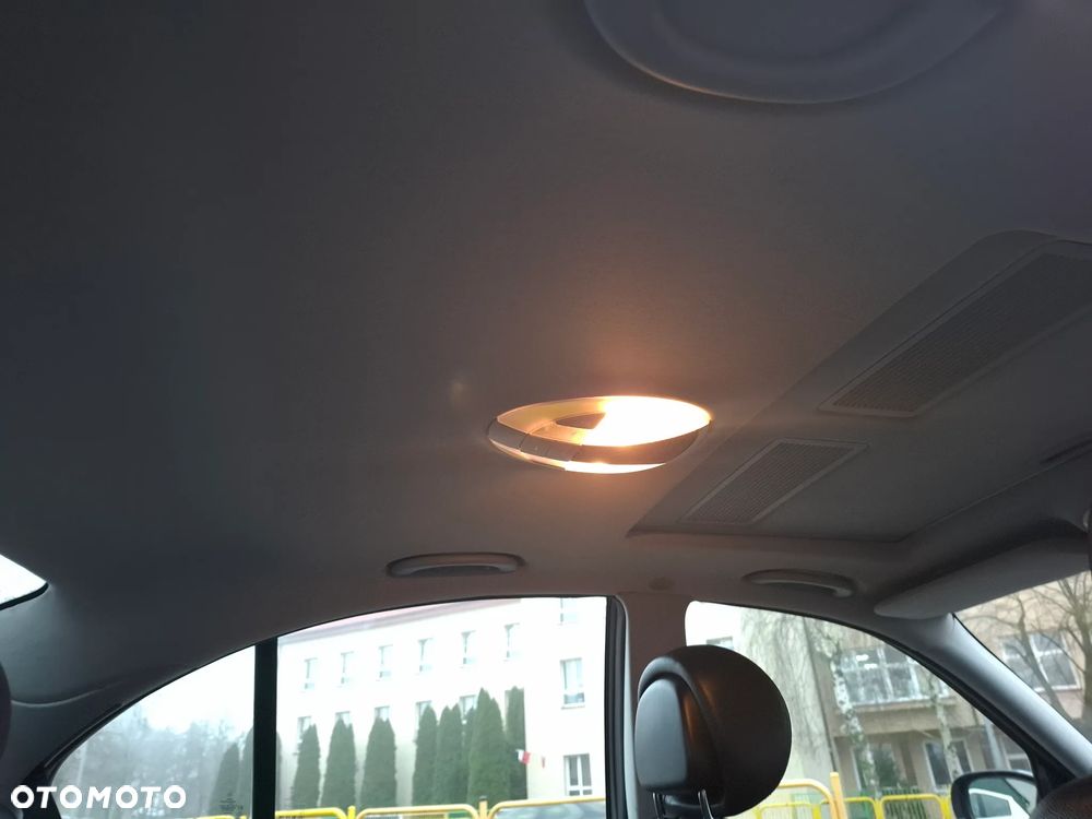 Mercedes-Benz Klasa E - 18