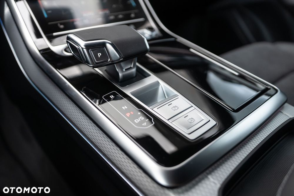 Audi Q8 TFSI e PHEV 360 kW Quattro Tiptronic - 33