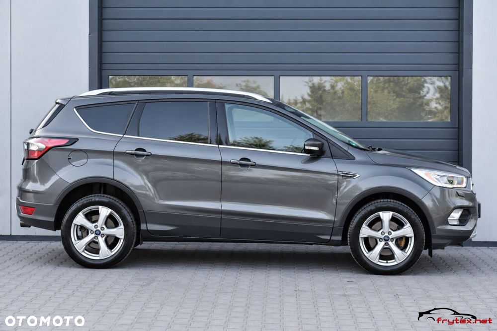 Ford Kuga - 4