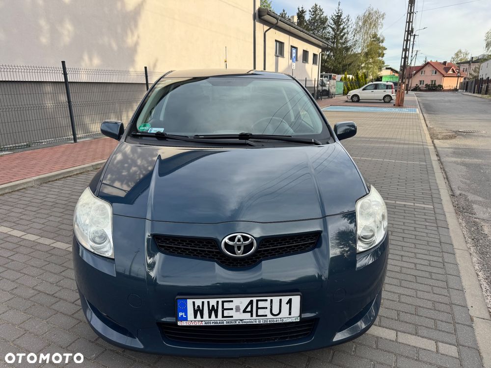 Toyota Auris 1.6 Prestige - 9