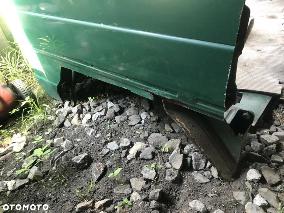 Tylna cześć karoserii mercedes g-klasa w461 3 drzwi do napraw - 7