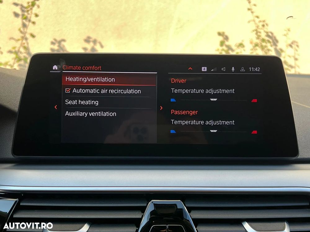 BMW Seria 5 520i Aut. - 12