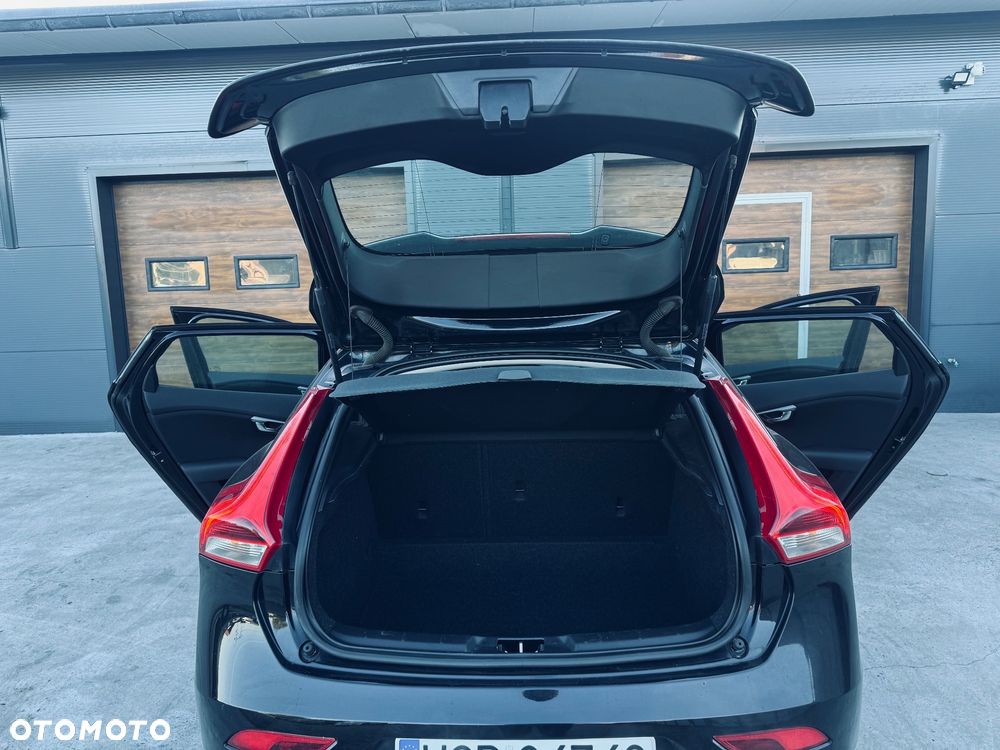 Volvo V40 D2 Drive-E Base - 29