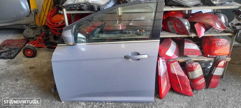 Porta frente esquerda ford focus de 2013 - 1