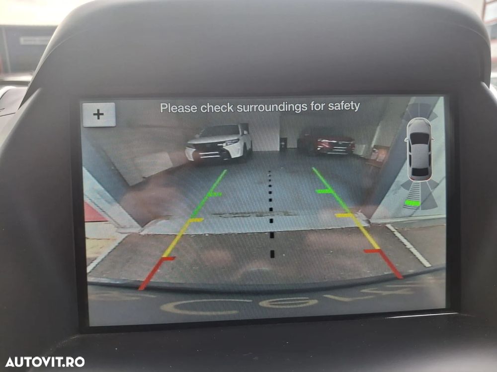 Ford Kuga 2.0 TDCi 4WD Powershift Titanium - 23