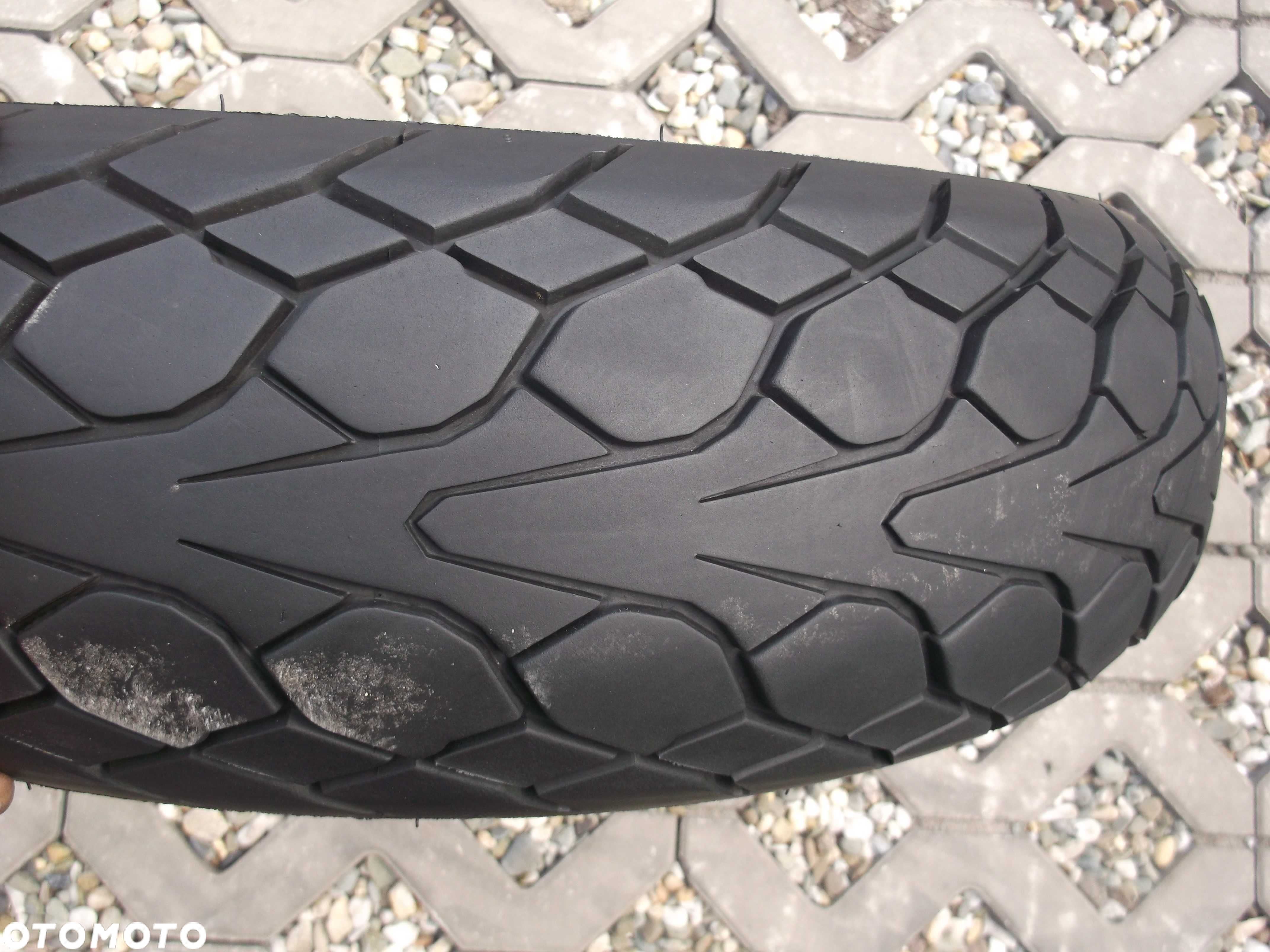 opona 170/60ZR17 Dunlop Mutant dot0122 2,9mm - 2