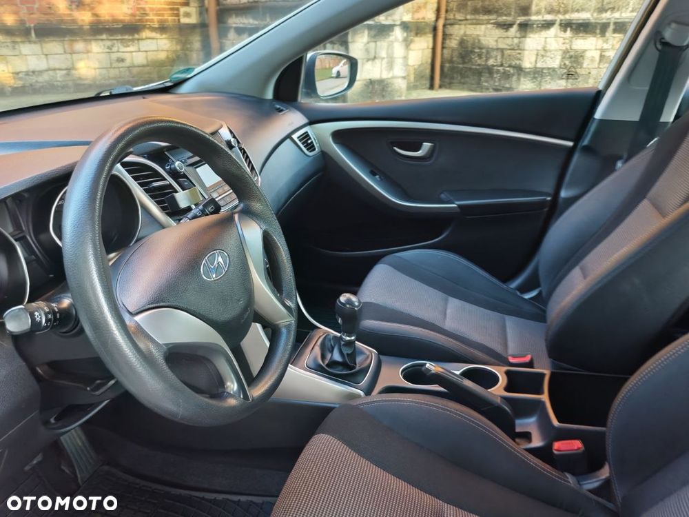 Hyundai i30 blue 1.4 YES Gold - 17
