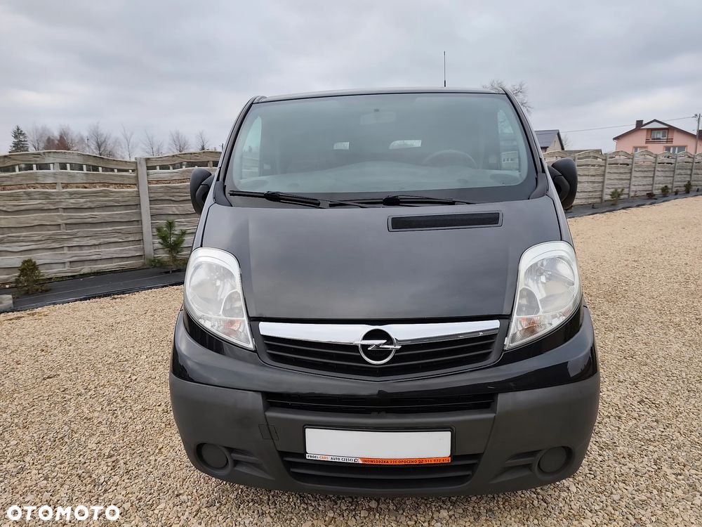 Opel Vivaro - 10