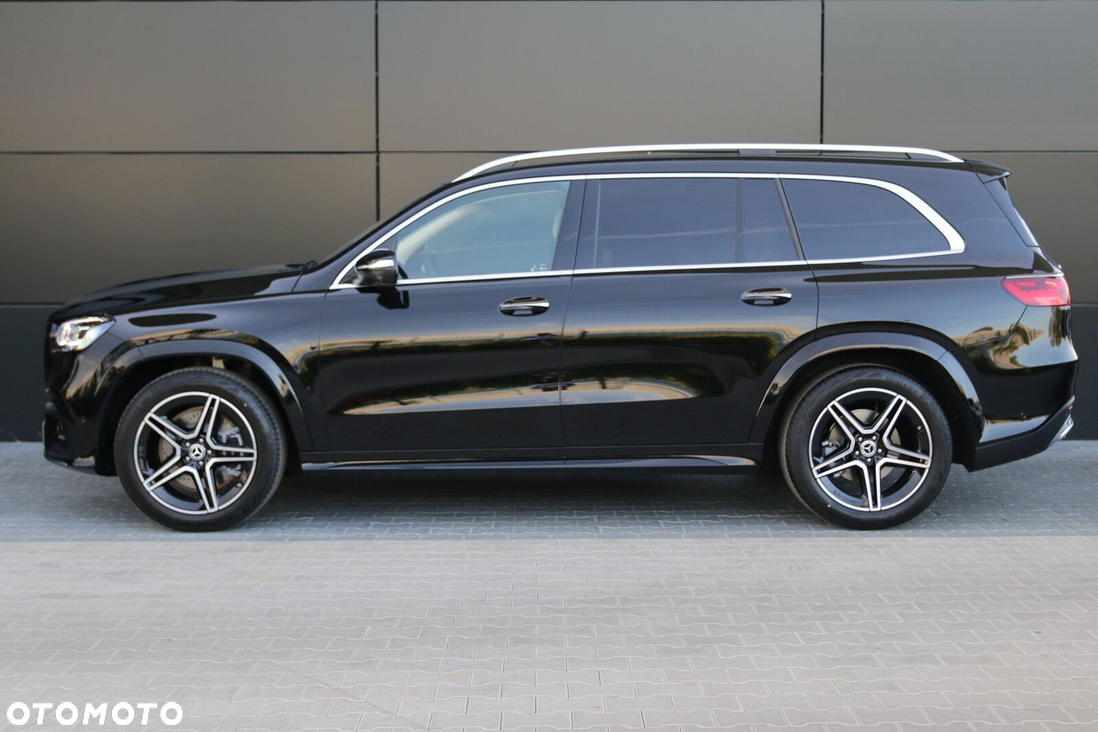 Mercedes-Benz GLS - 8