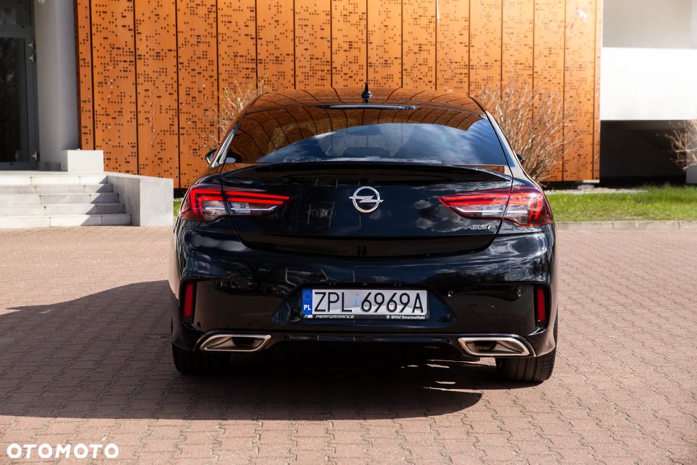 Opel Insignia 2.0 Direct InjectionTurbo GSI - 10