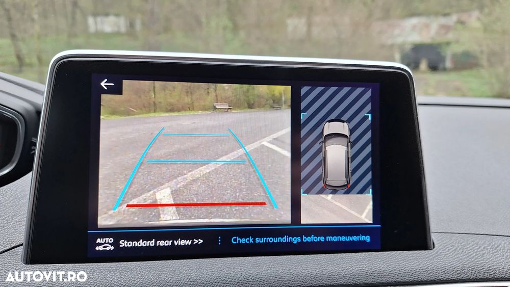 Peugeot 3008 1.2 PureTech Turbo S&S Allure - 22