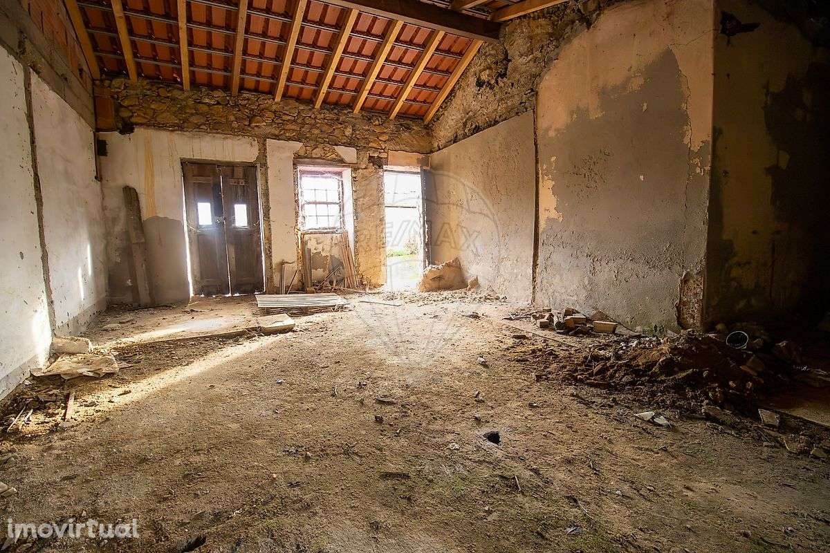 Moradia T2 para venda - Grande imagem: 2/11