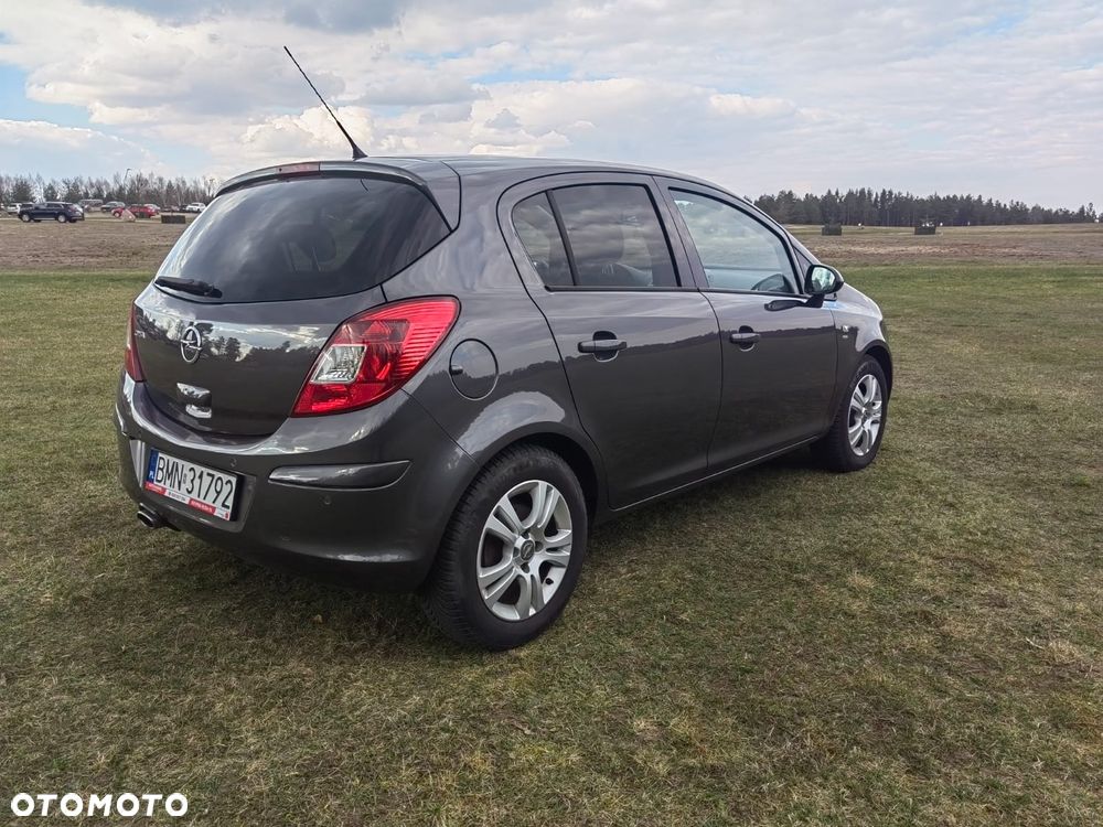 Opel Corsa 1.4 16V Satellite - 6