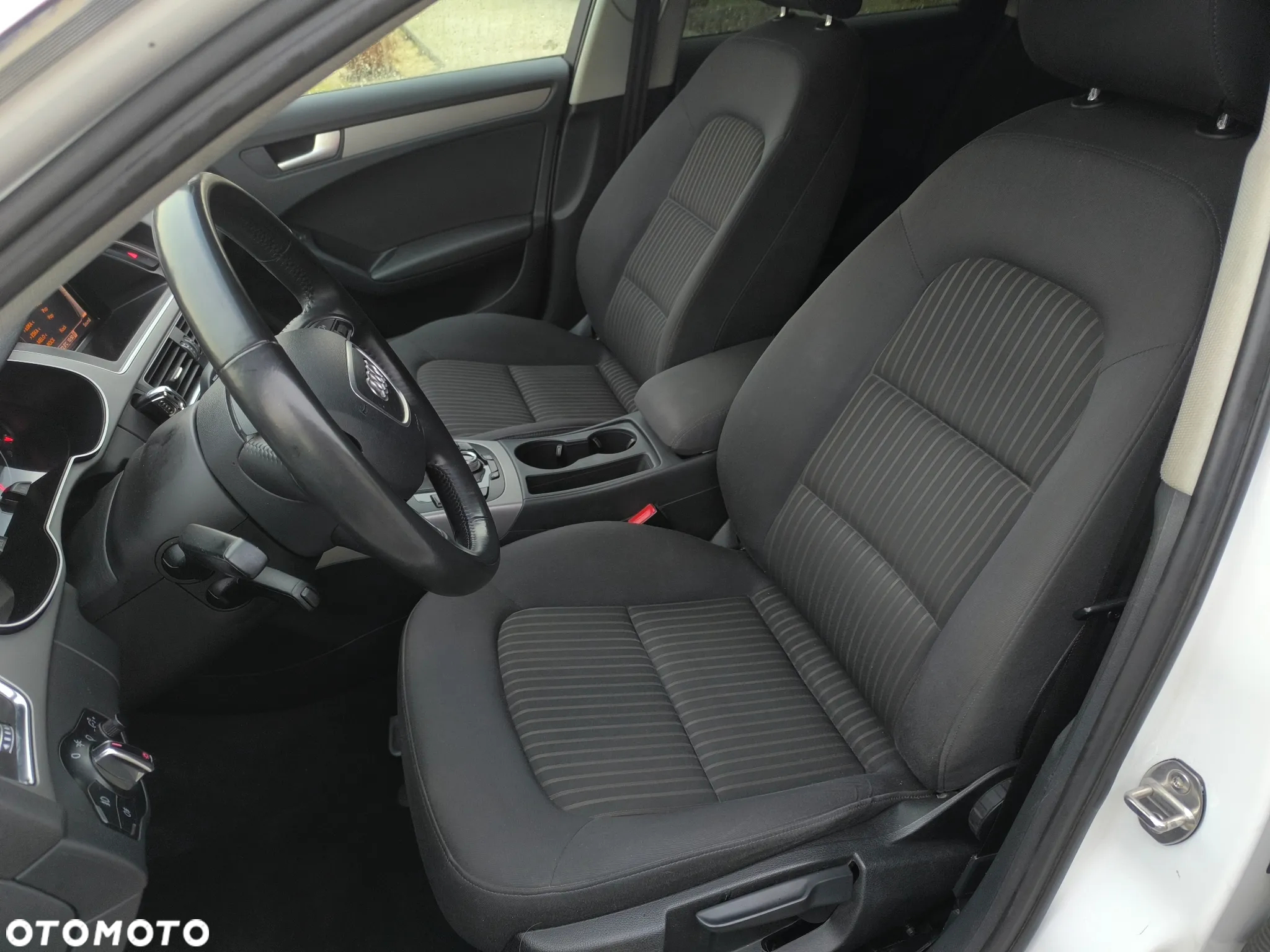 Audi A4 Avant 1.8 TFSI Ambiente - 26
