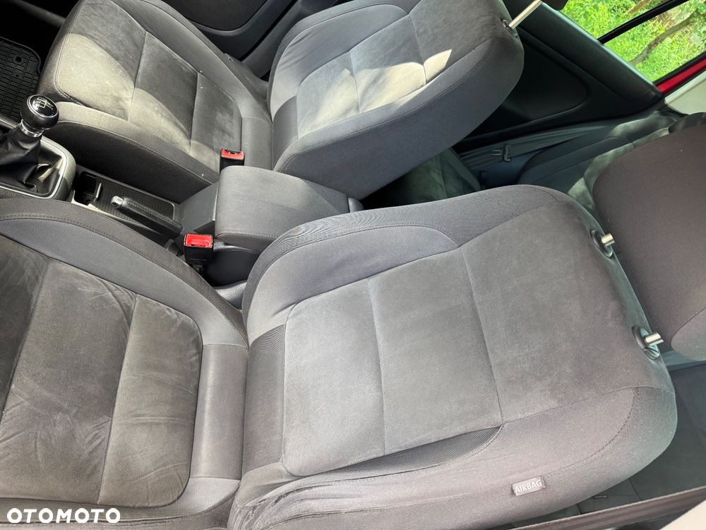 Volkswagen Golf Plus 1.6 TDI Comfortline - 18