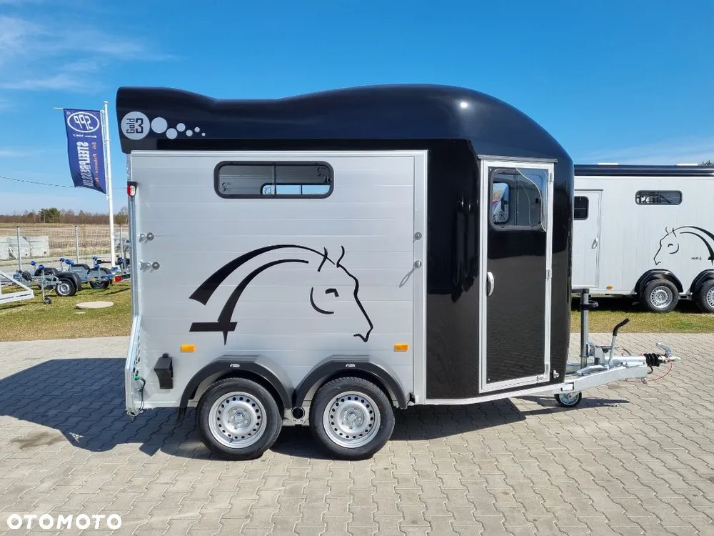 Cheval Liberte Gold 3 - 15