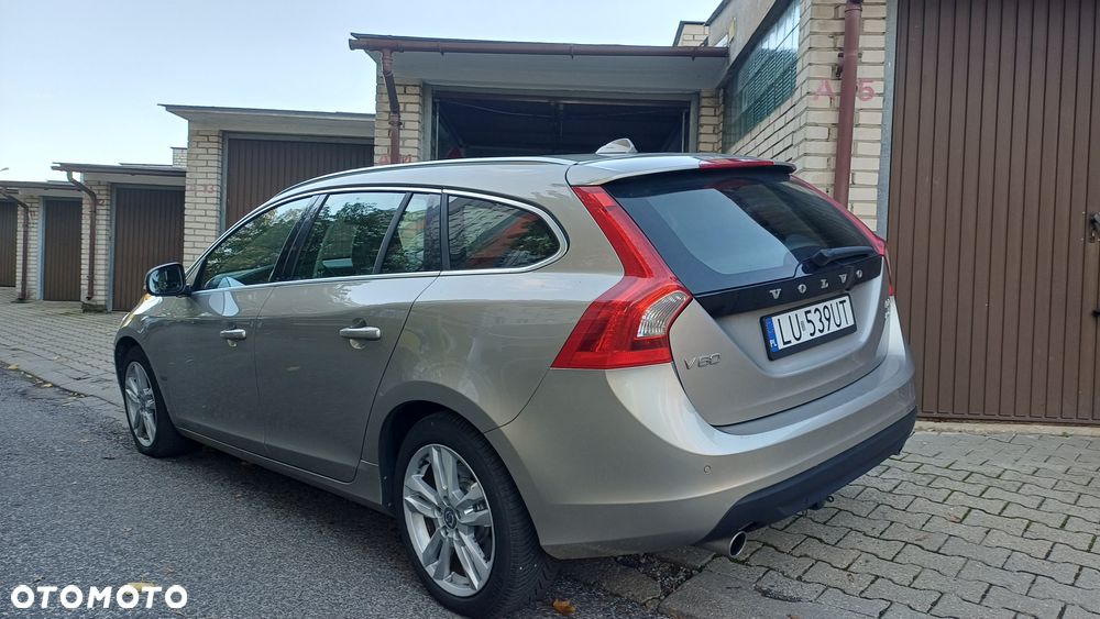 Volvo V60 2011 photo 4