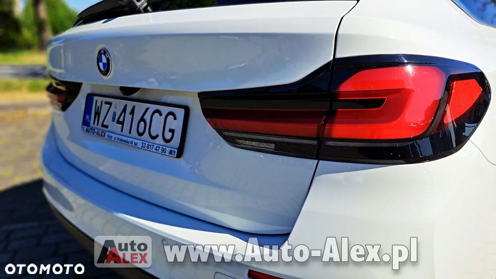BMW Seria 5 518d - 17