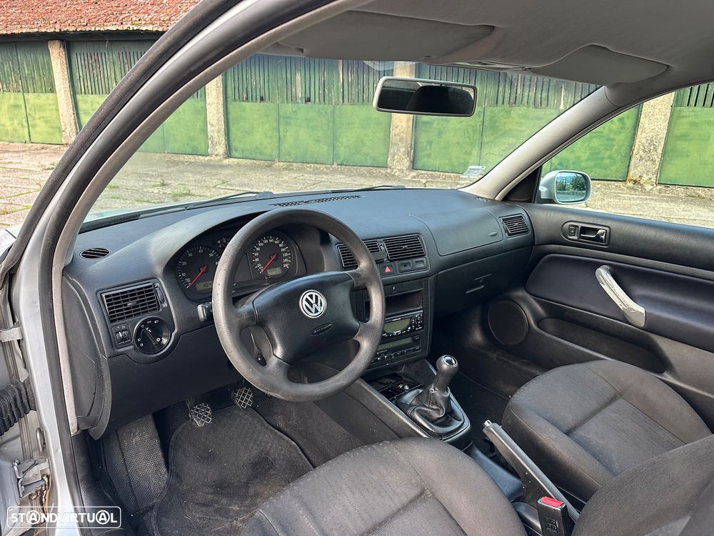 VW Golf 1.6i Confortline - 21