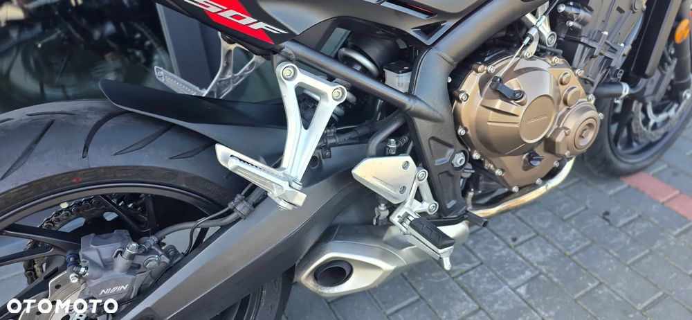 Honda CB - 23