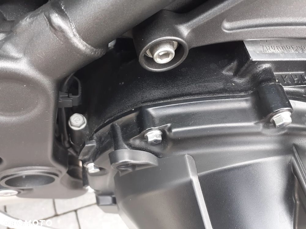 Kawasaki Z 900 RS - 28