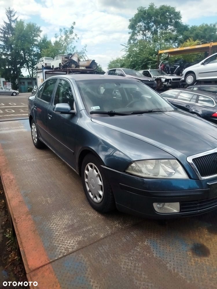 Skoda Octavia 2 na części - 2