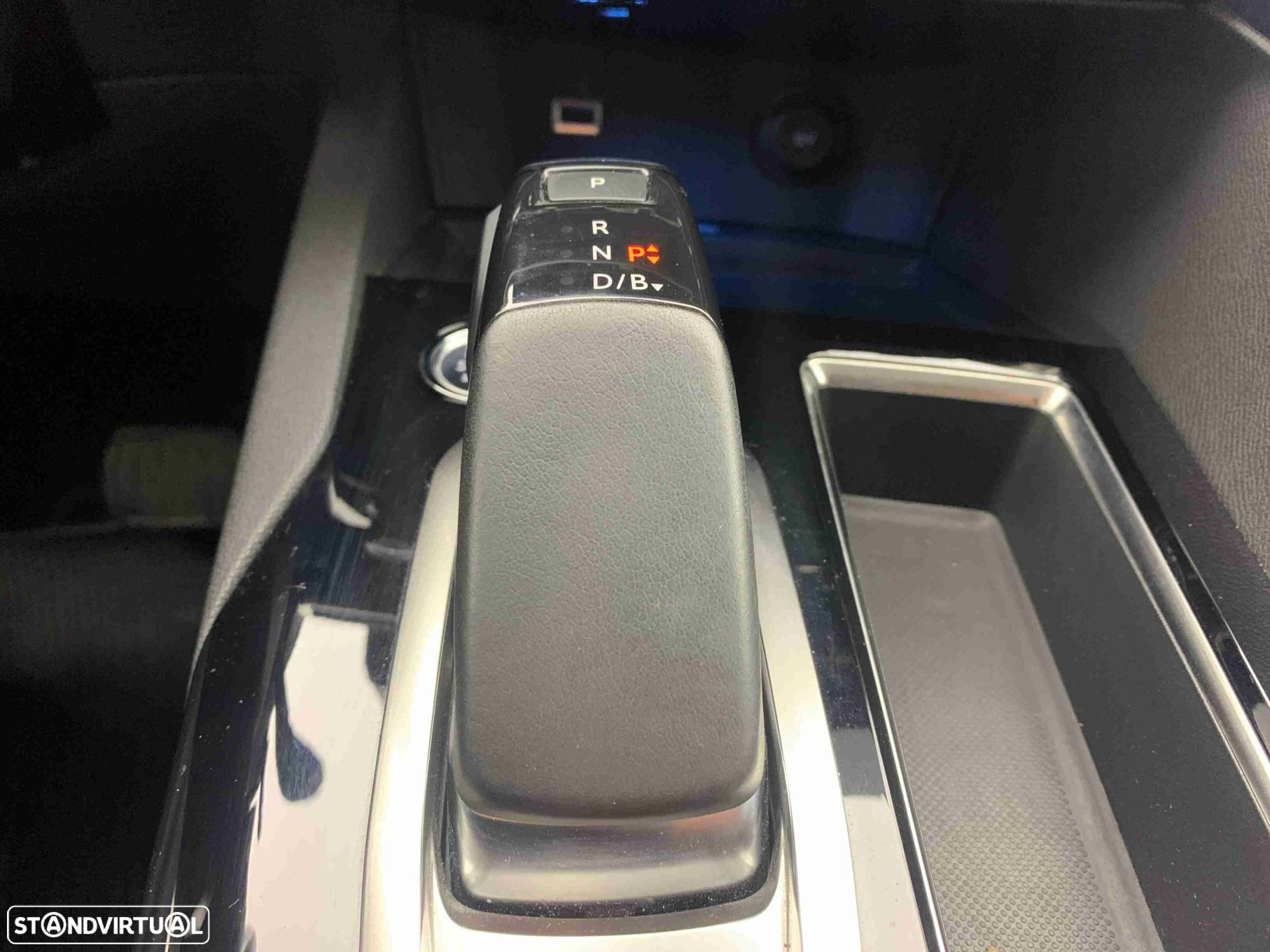 Peugeot 3008 1.6 Hybrid Allure Pack e-EAT8 - 10