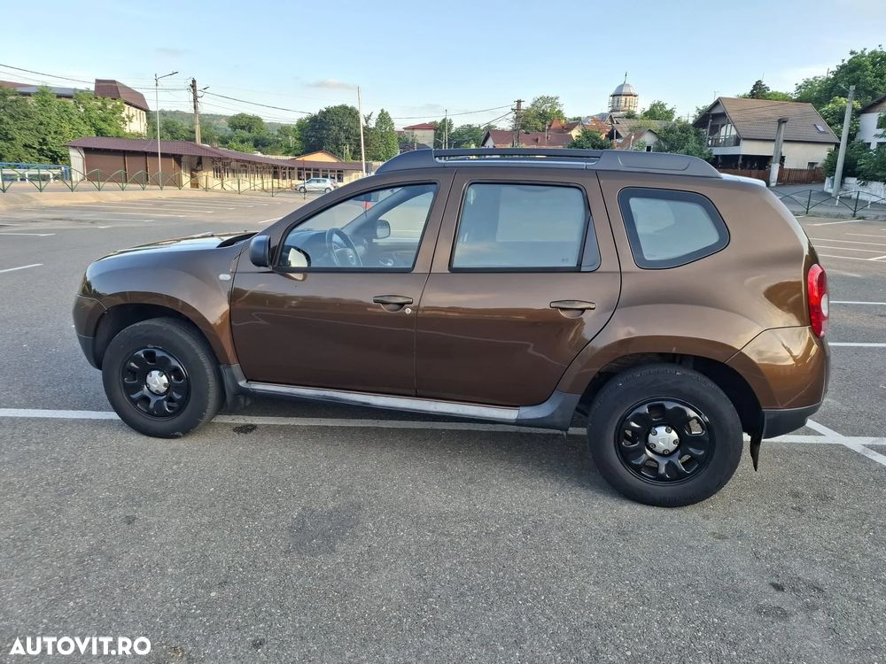 Dacia Duster 1.6 4x4 Laureate - 3
