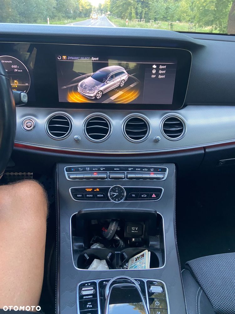 Mercedes-Benz Klasa E 220 d 9G-TRONIC Exclusive - 9