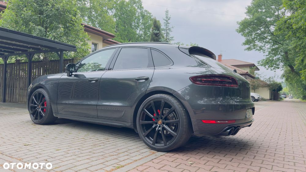 Porsche Macan - 8