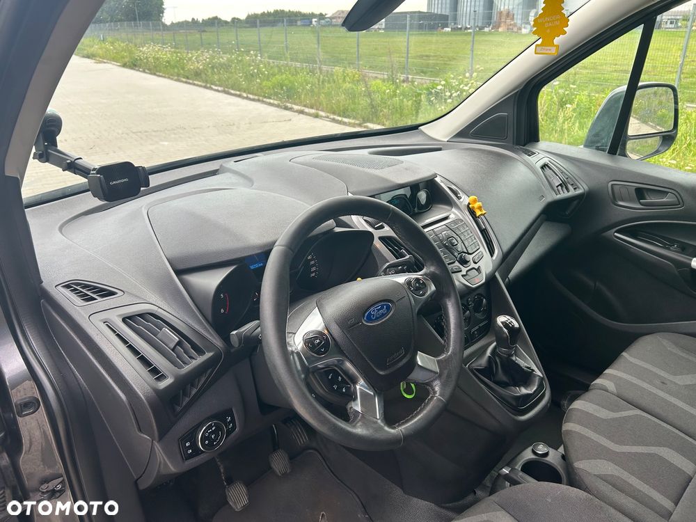 Ford Transit Connect - 11