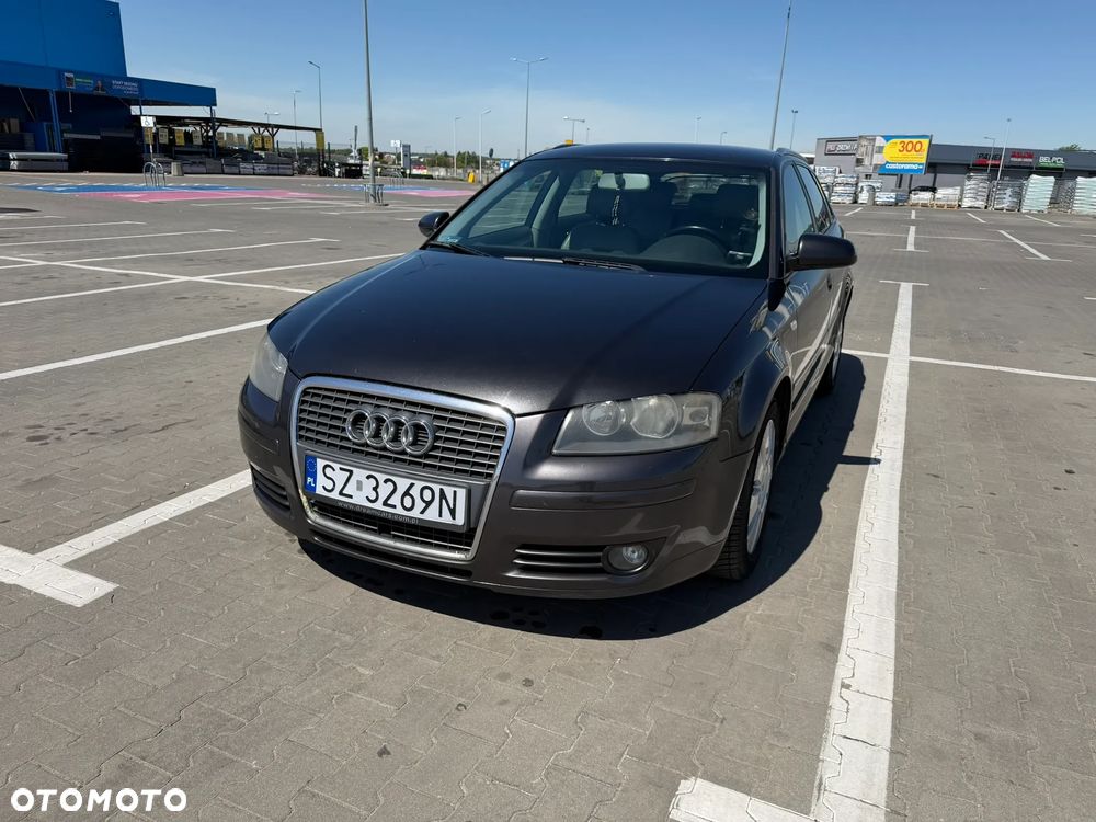 Audi A3 Sportback 2.0 TDI Ambiente - 8