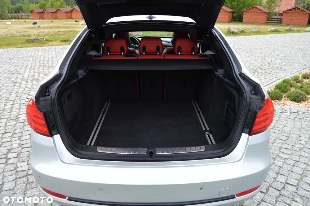 BMW 3GT 335i xDrive Sport Line - 5