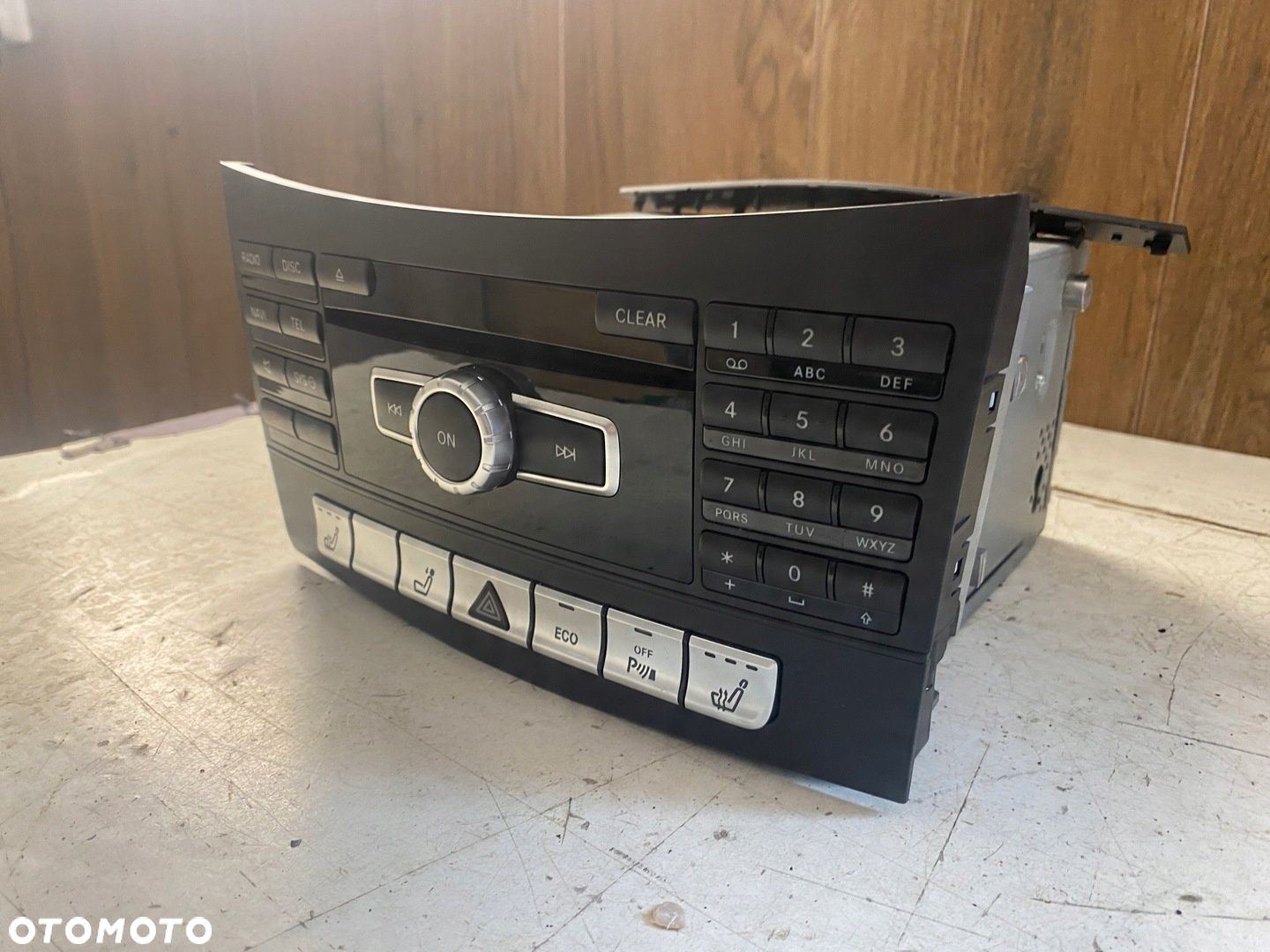 MERCEDES W212 RADIO NAWIGACJA CD A2129008524 - 2