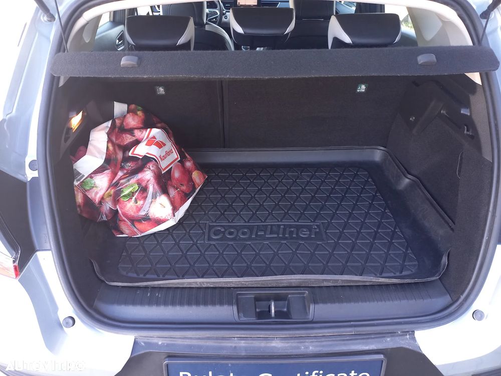 Renault Captur PHEV 160 Engineered - 15