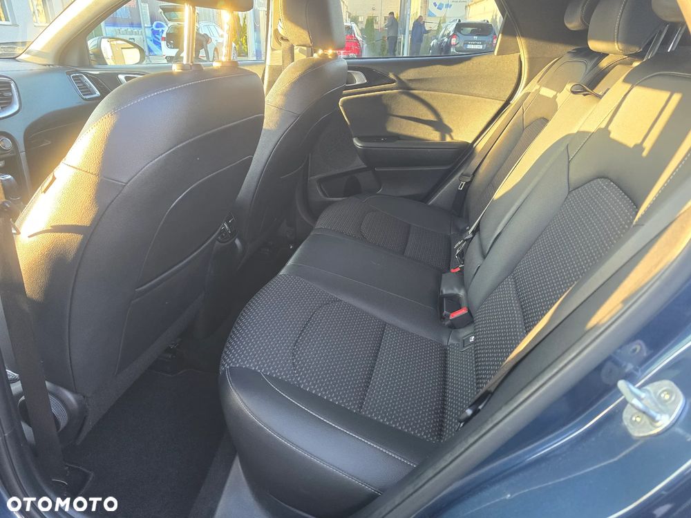 Kia XCeed 1.4 T-GDI L Business Line - 9